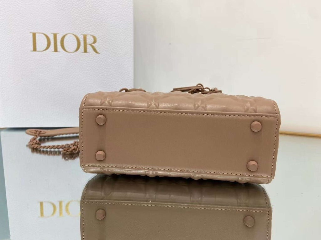 Christian Dior Medium Lady Bag 17cm Brown