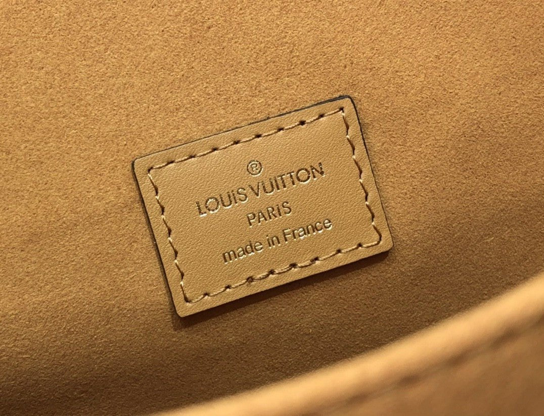 Louis Vuitton M46028 Pochette Metis 25cm Brown