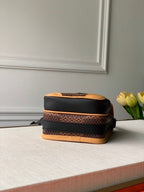 Louis Vuitton NiGo 18cm Amazone New Collection