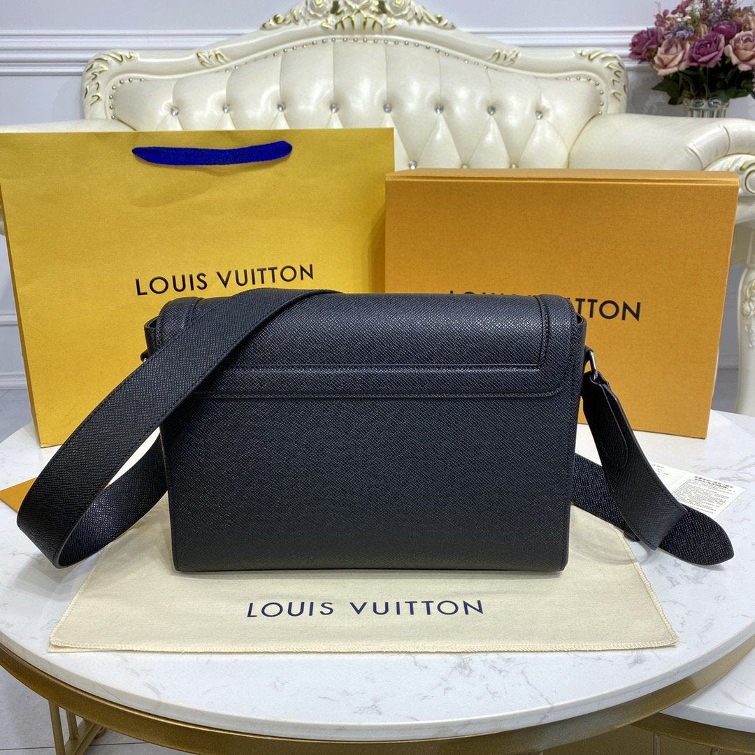 Louis Vuitton New Flap Messenger 29cm