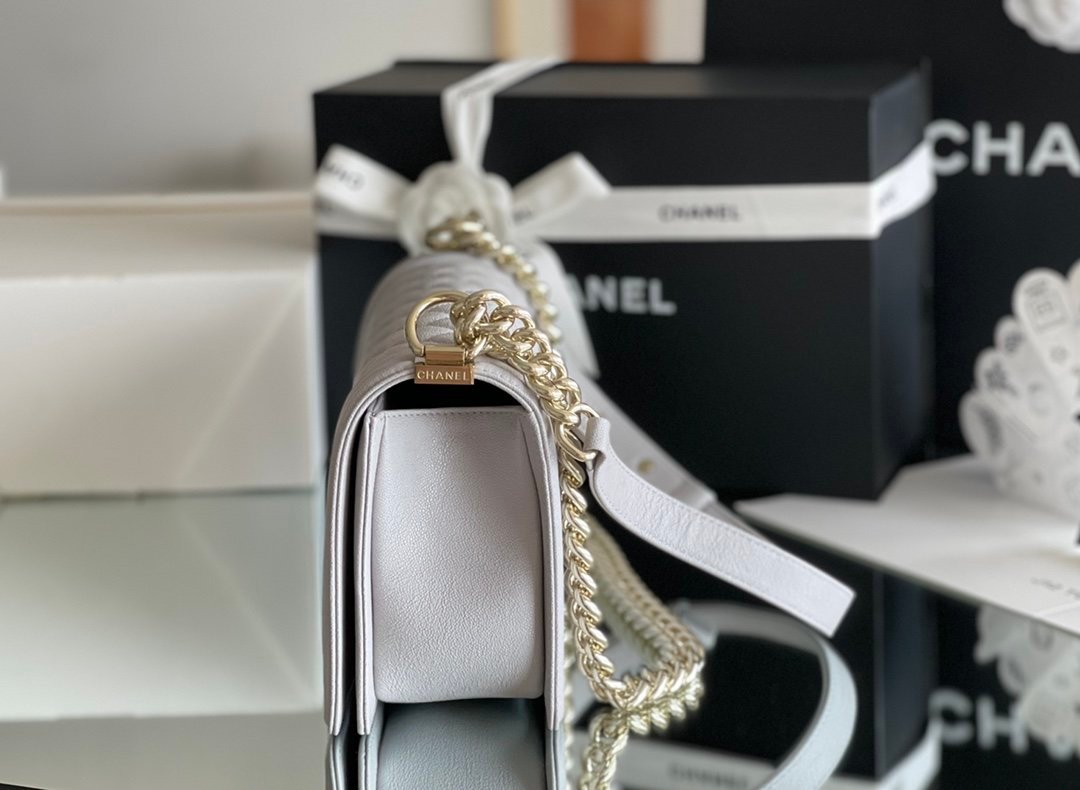 Chanel Medium Classic Flapbag 25cm Grey