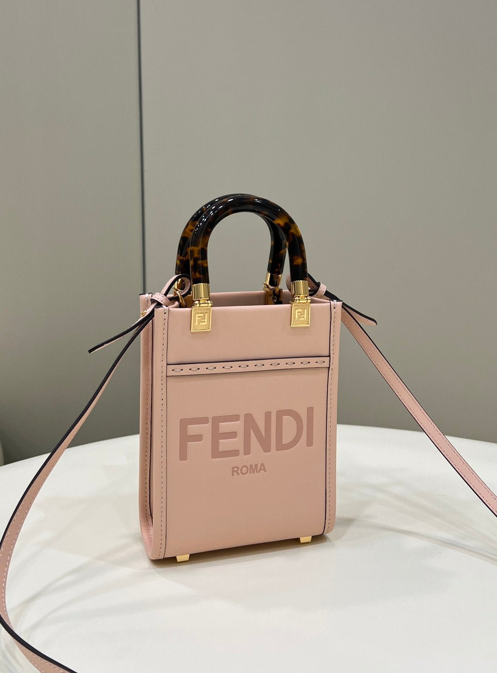 Fendi Mini Sunshine Shopper 18cm Pink