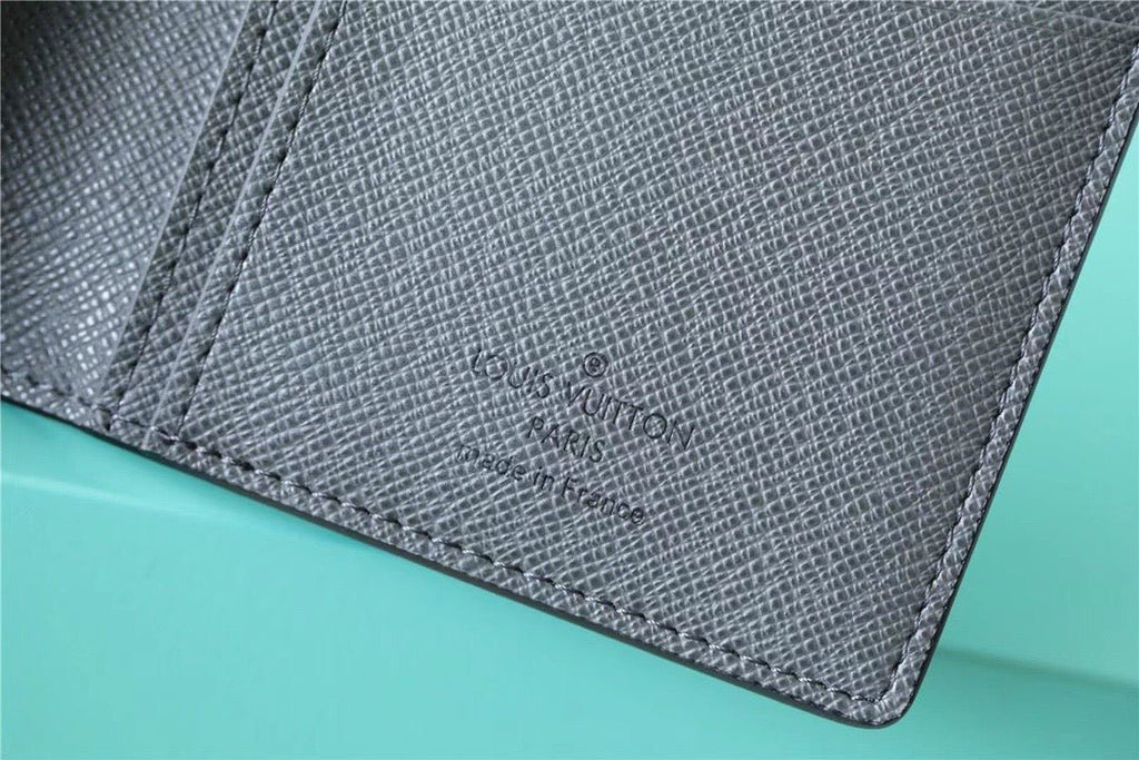 Louis Vuitton Brazza Wallet 19cm