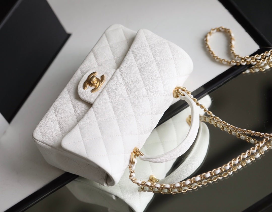 Chanel Flapbag With Top Handle 20cm White
