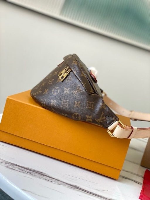 Louis Vuitton Bumbag 37cm Monogram Canvas Spring/Summer Collection, Brown