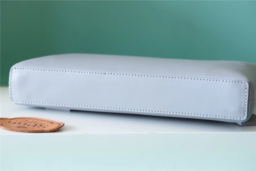 Louis Vuitton Pochette Ipad Grey Aerogram For Men, Men’s Wallet 30cm LV M81029