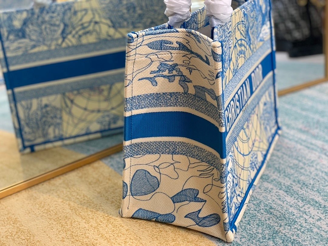 Christian Dior Book Tote 37cm Blue