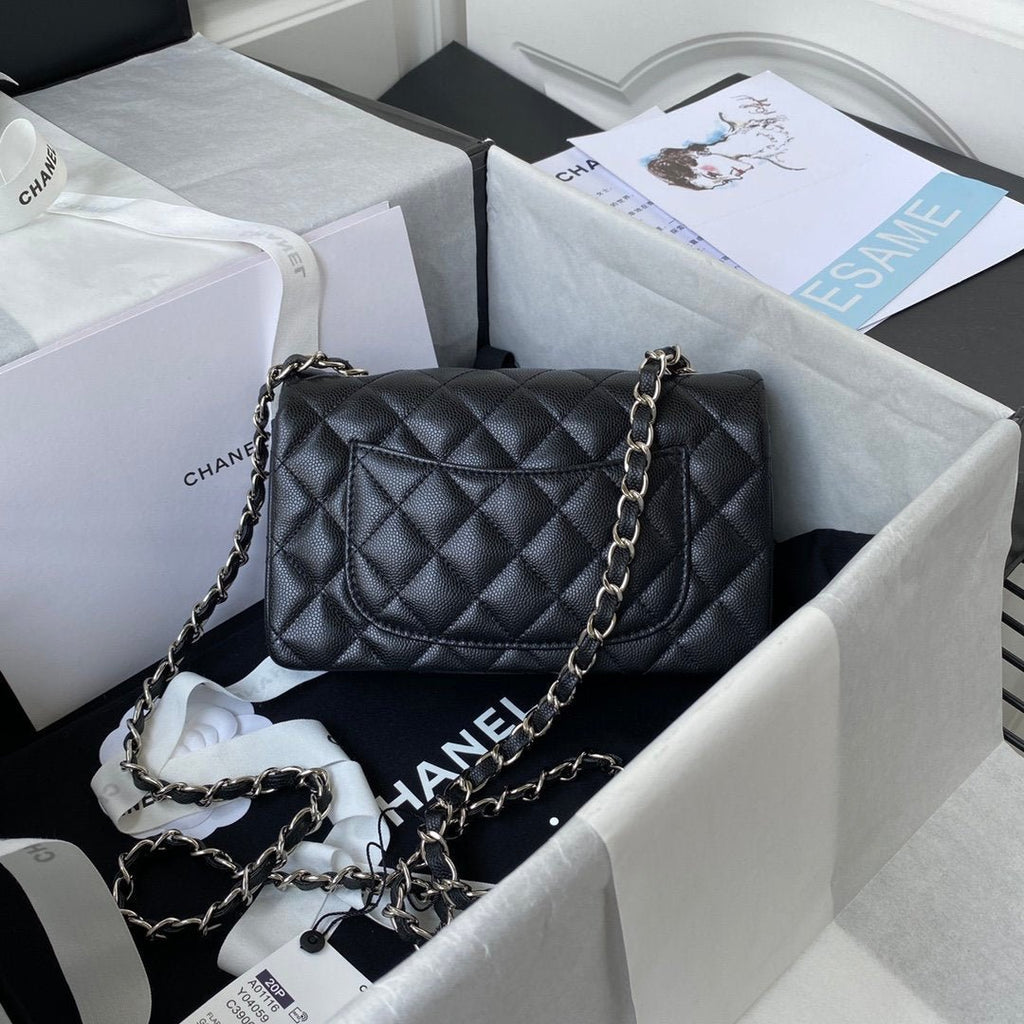 Chanel Mini Classic Flapbag 20cm Black