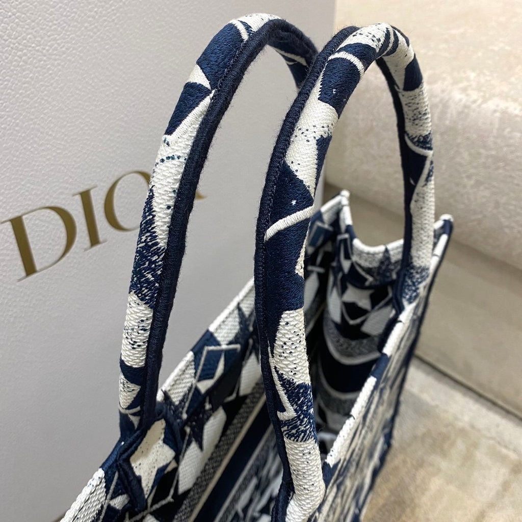 Christian Dior Medium Book Tote 36cm