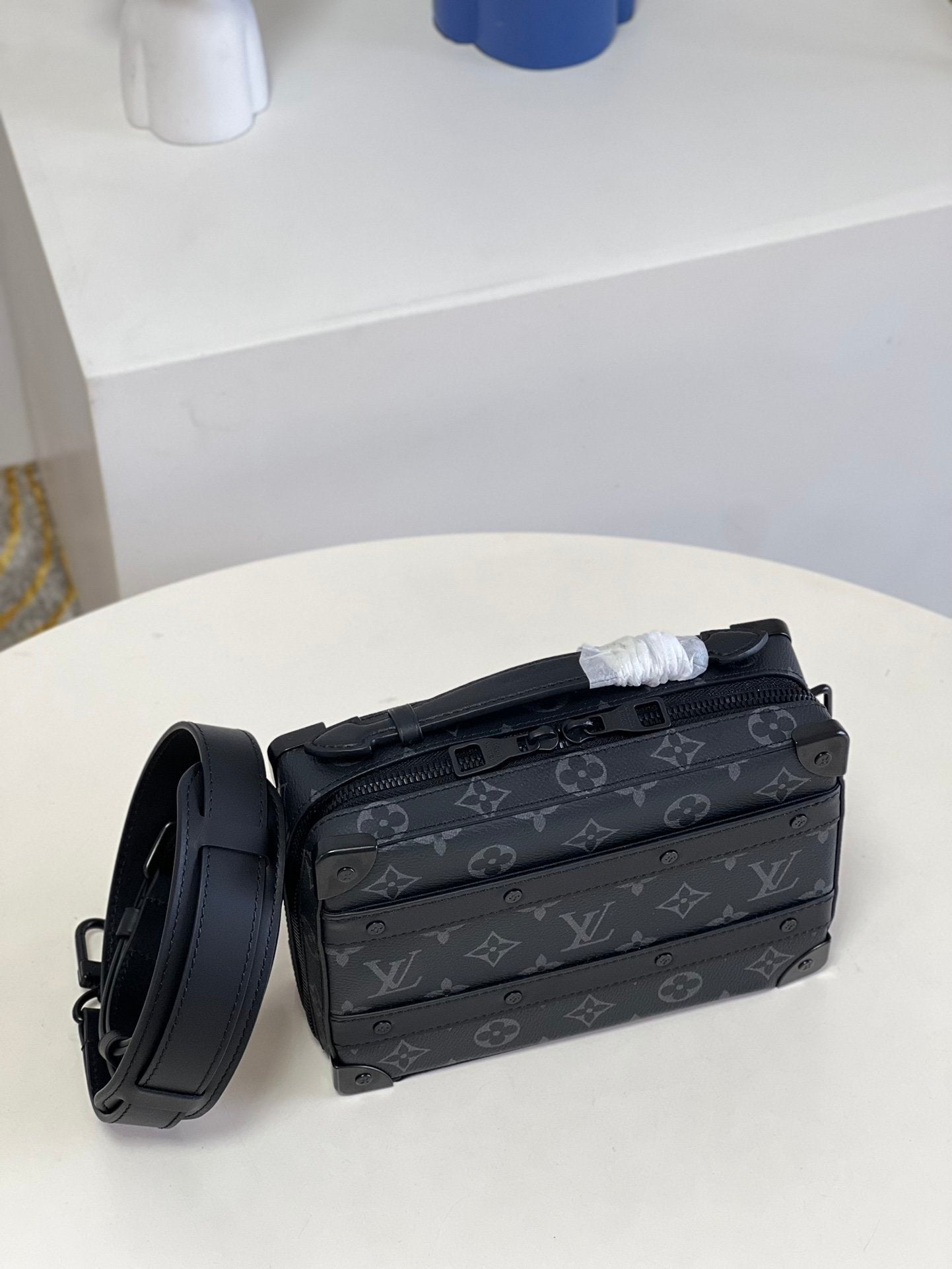 Louis Vuitton Handle Soft Trunk 22cm Black