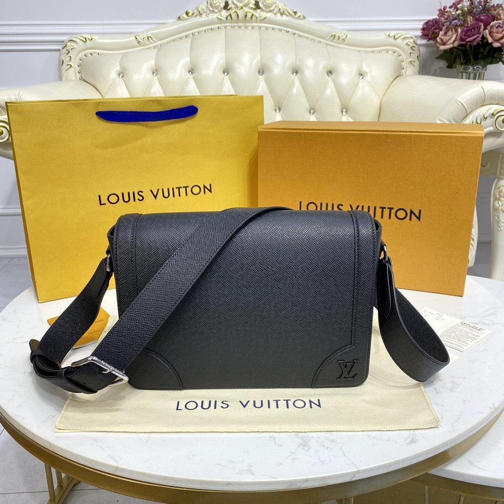 Louis Vuitton New Flap Messenger 29cm