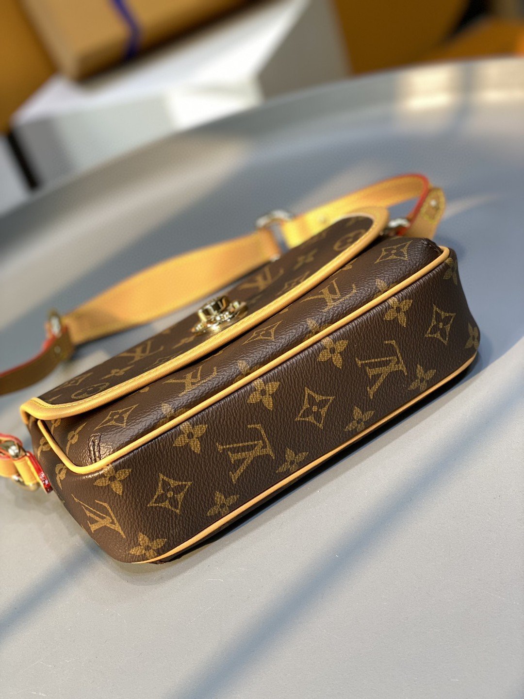Louis Vuitton Tikal PM Monogram Canvas For Women, Women’s Handbags, Shoulder Bags 23cm LV M40078