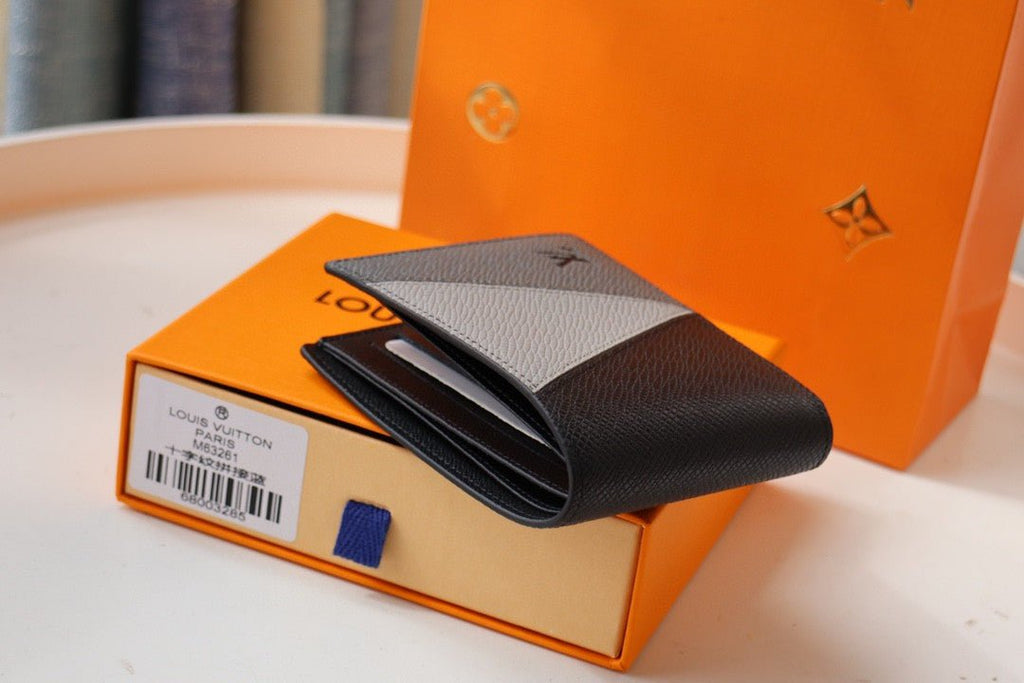 Louis Vuitton Wallet 11cm Black