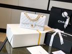 Chanel Classic Medium Flapbag Gold Hardware 26cm White