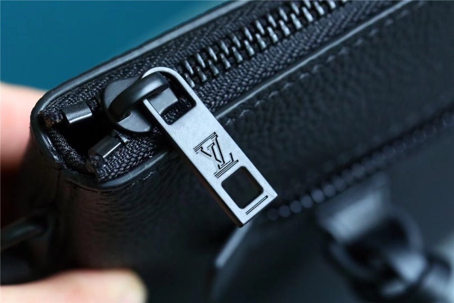 Louis Vuitton Pochette Ipad Black Aerogram For Men, Men’s Wallet 30cm LV M81029