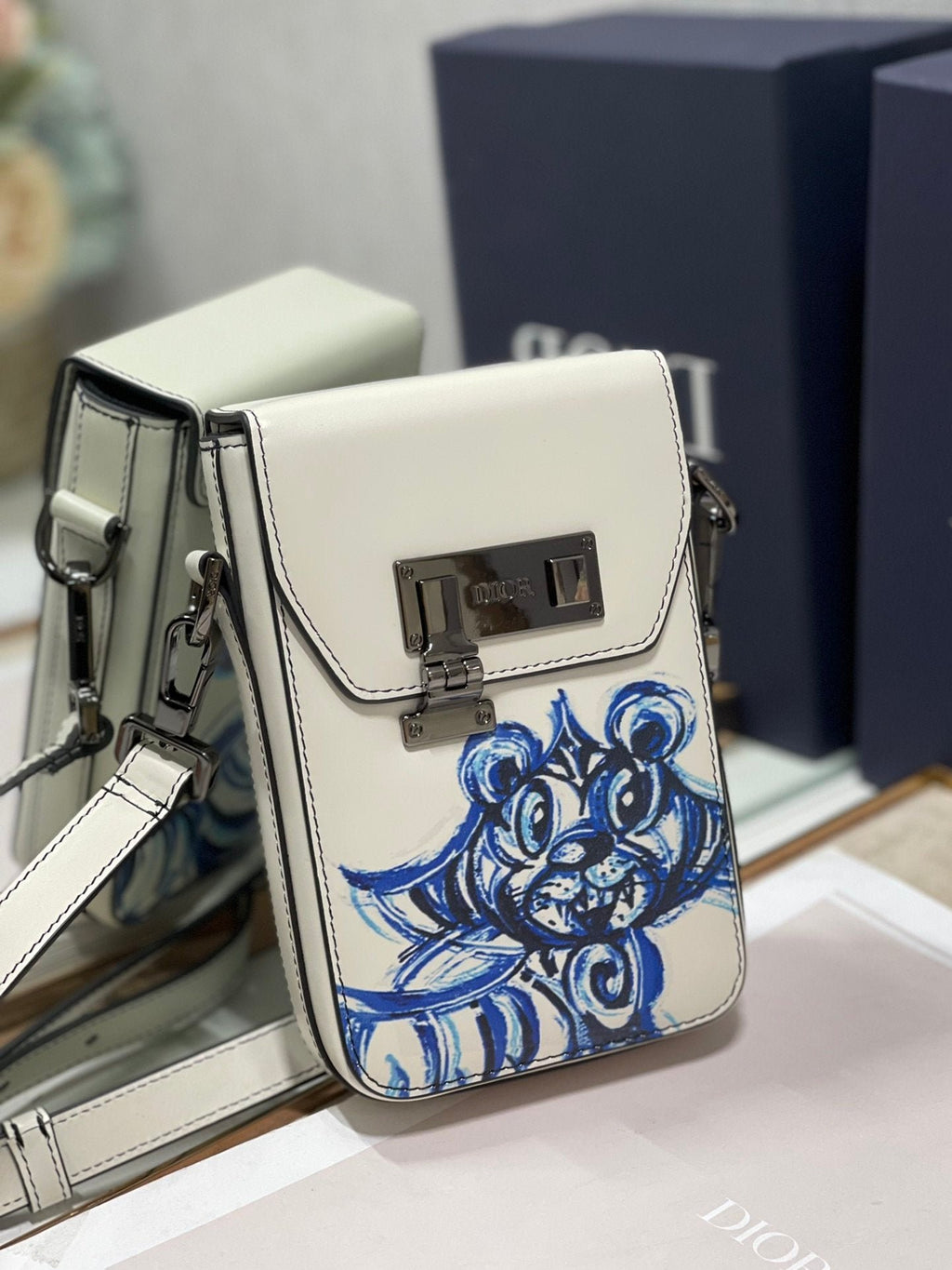 Christian Dior D-Bubble Bucket Bag 19cm White