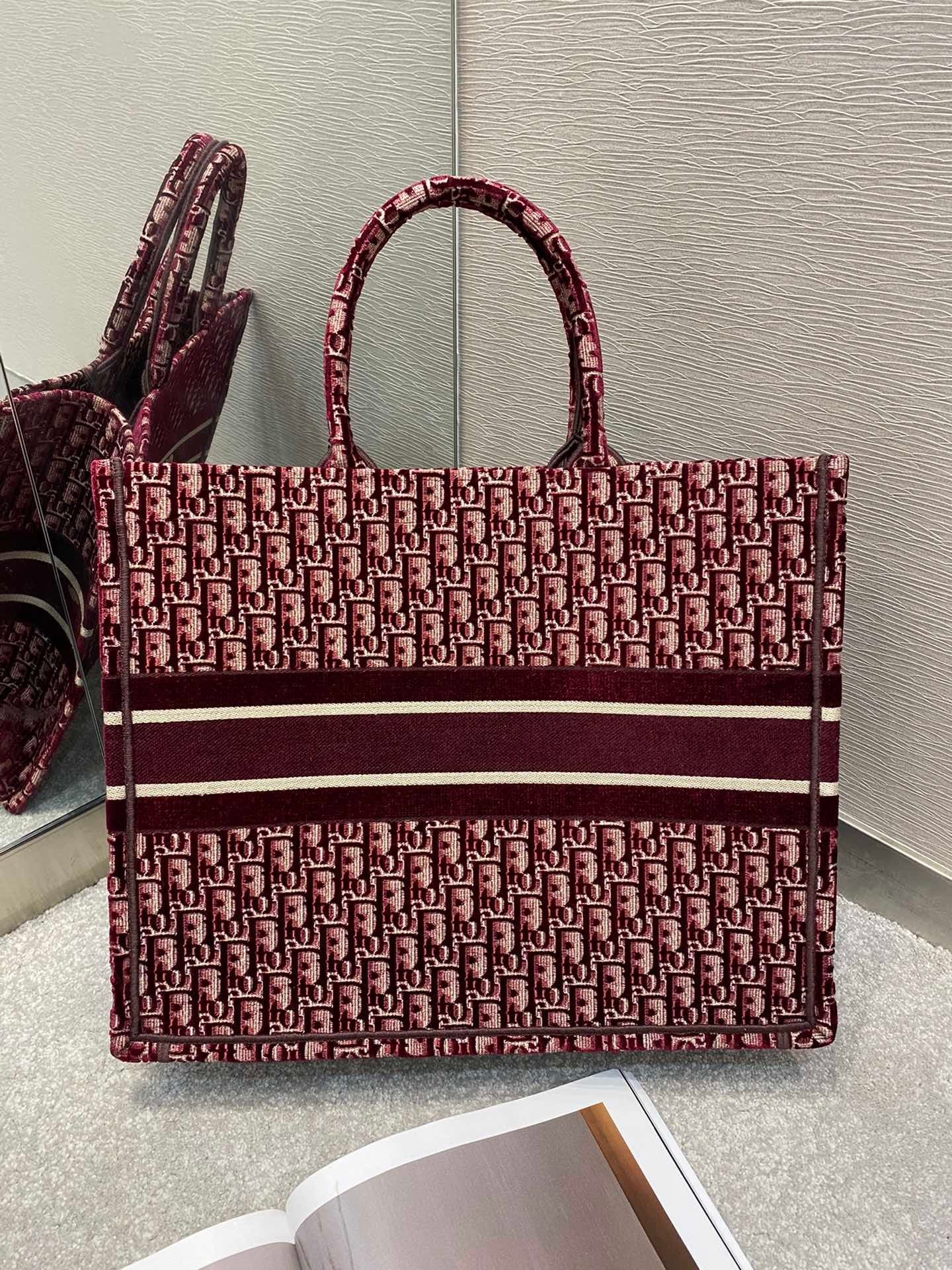 Christian Dior RedLarge Handle Bag 42cm