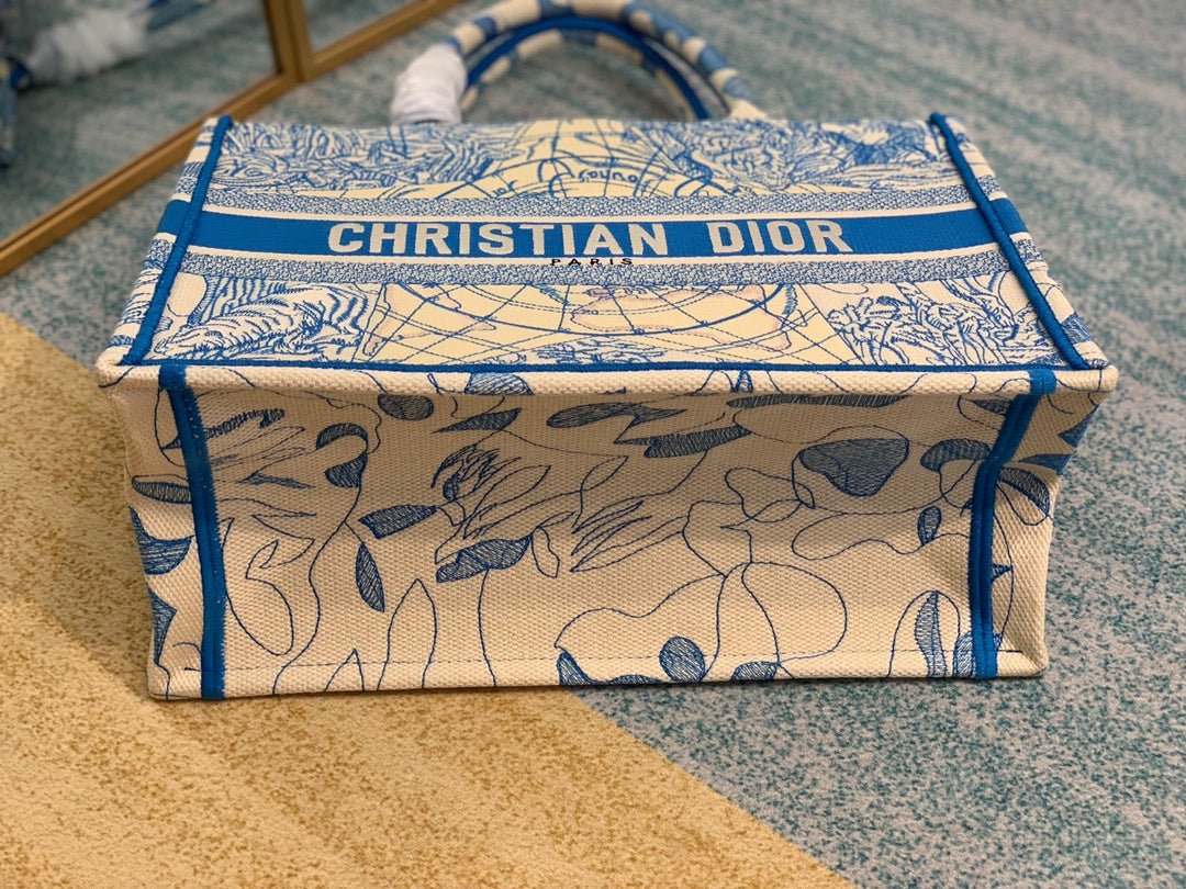 Christian Dior Book Tote 37cm Blue
