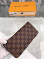 Louis Vuitton Zippy Vertical Wallet 20cm