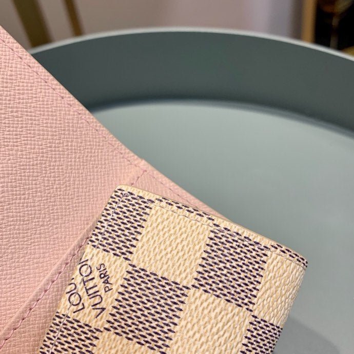 Louis Vuitton 6 Key Holder Damier 10cm Cream