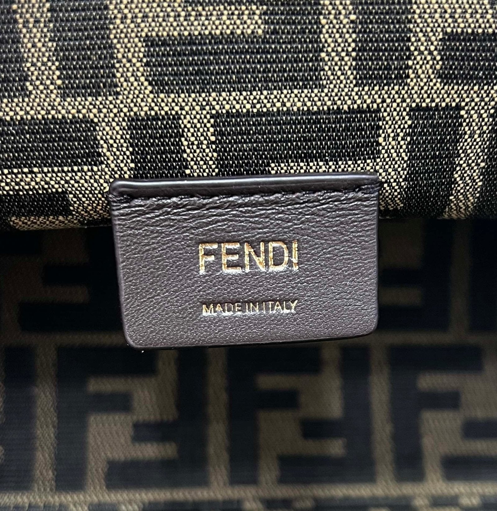 Fendi Mini Crossbody 26cm Red