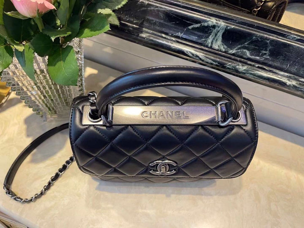 Chanel Classic Flap Bag Medal Hardware 25cm Black