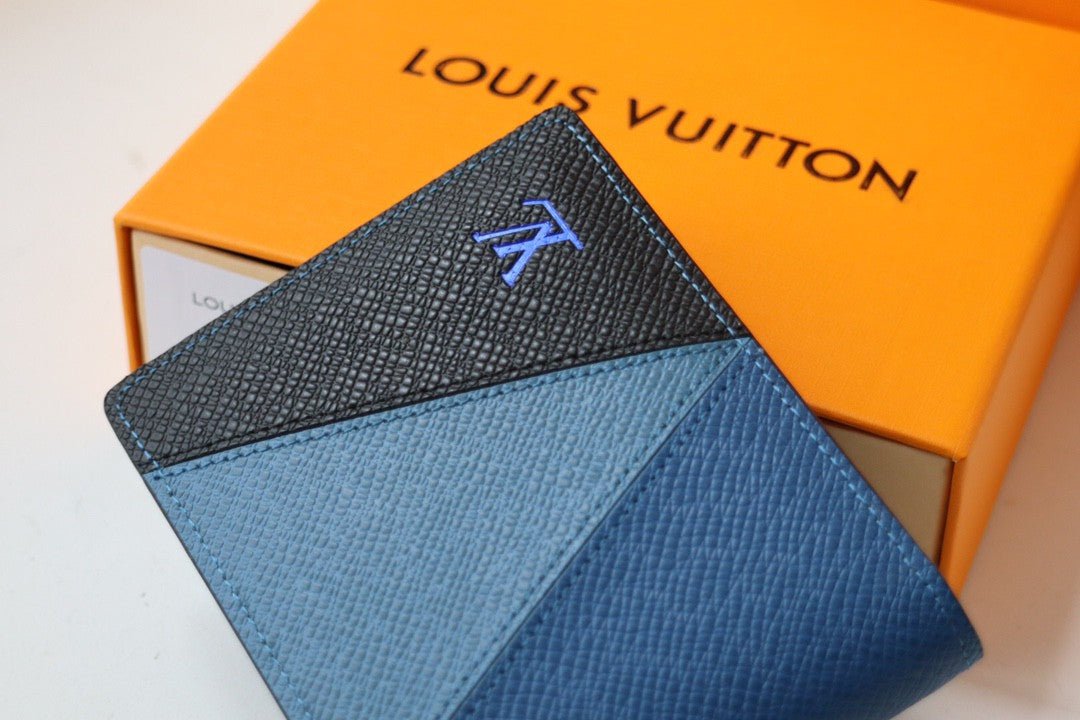 Louis Vuitton Wallet 11cm Blue