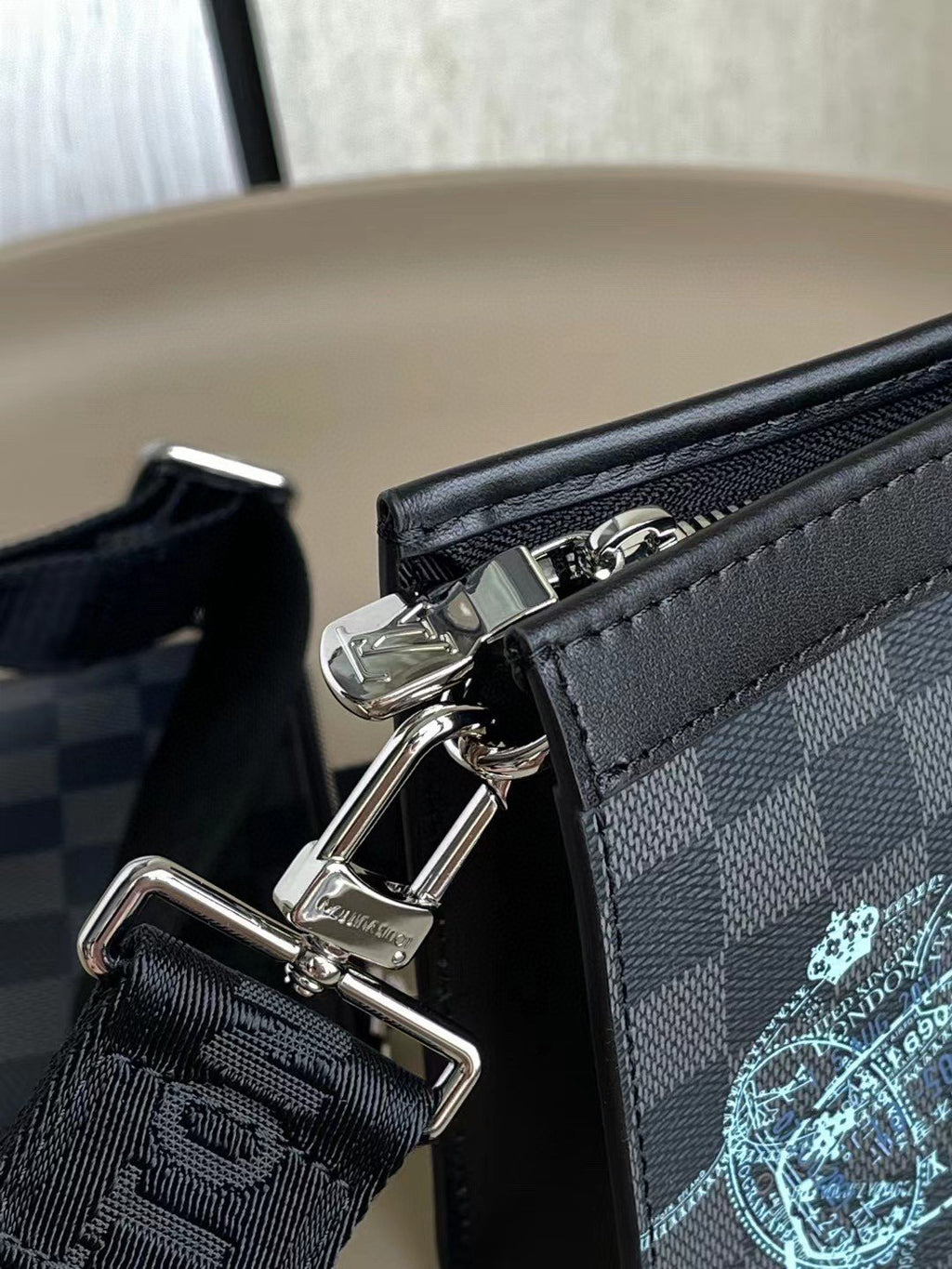 Louis Vuitton Gaston Wearable Wallet 22cm