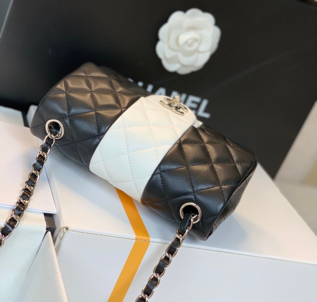 Chanel Mini Flap Bag 20cm Black