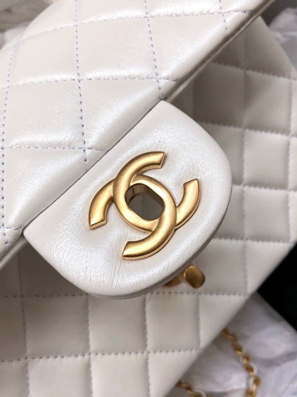 Chanel Classic Flap Bag 20cm White