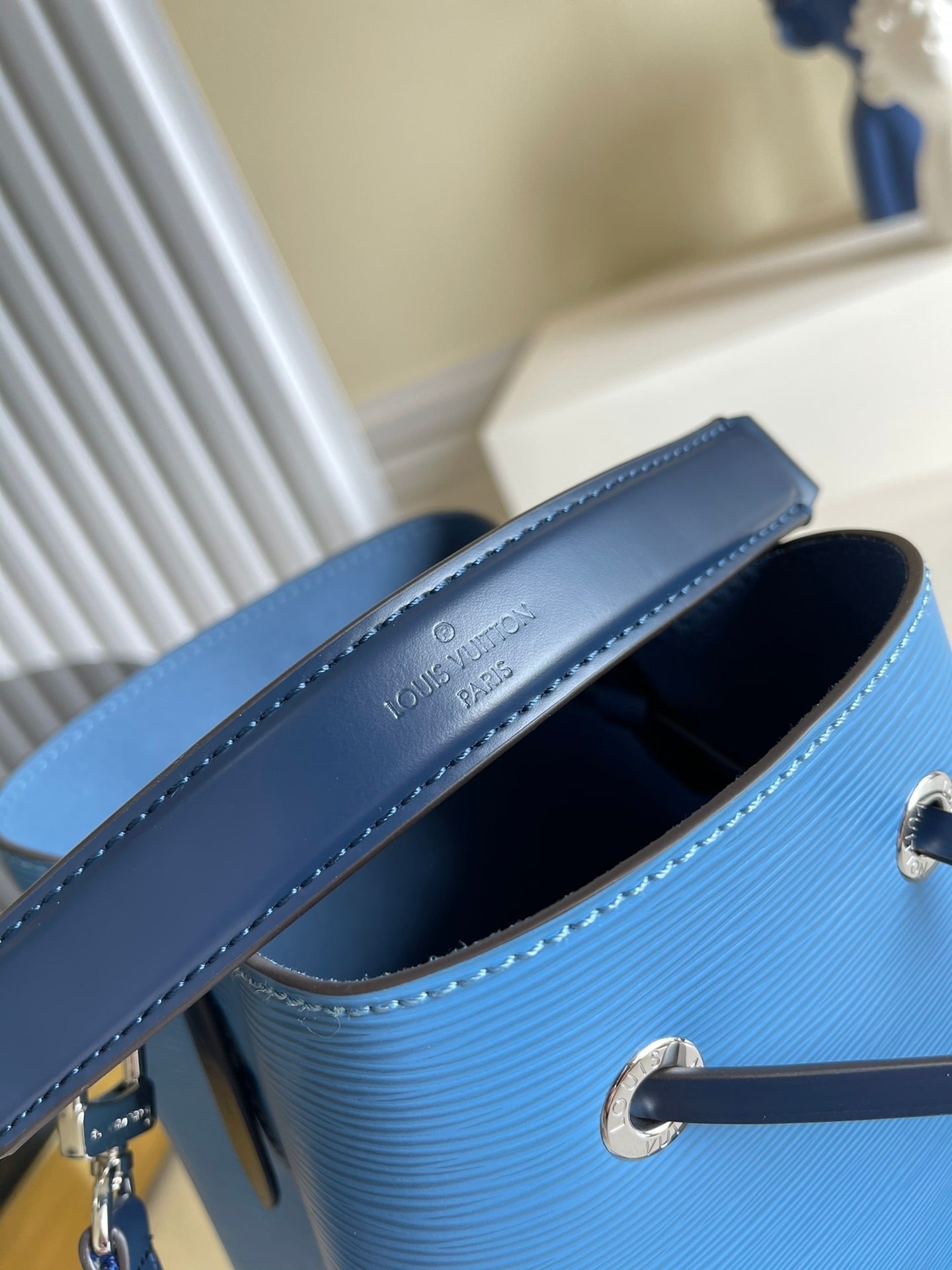 Louis Vuitton NeoNoe BB 20cm Blue