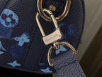 Louis Vuitton Monogram 20cm Black