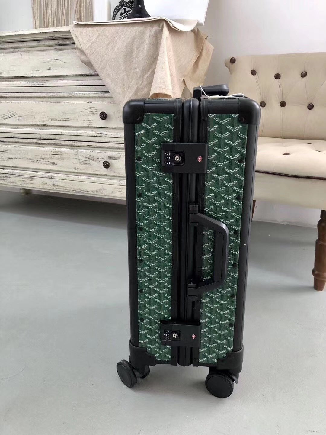 Louis Vuitton Rolling Vali In Green 20 Inch