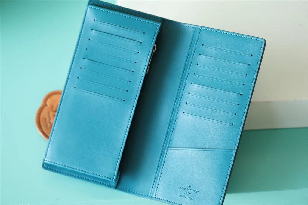 Louis Vuitton Brazza Wallet 19cm