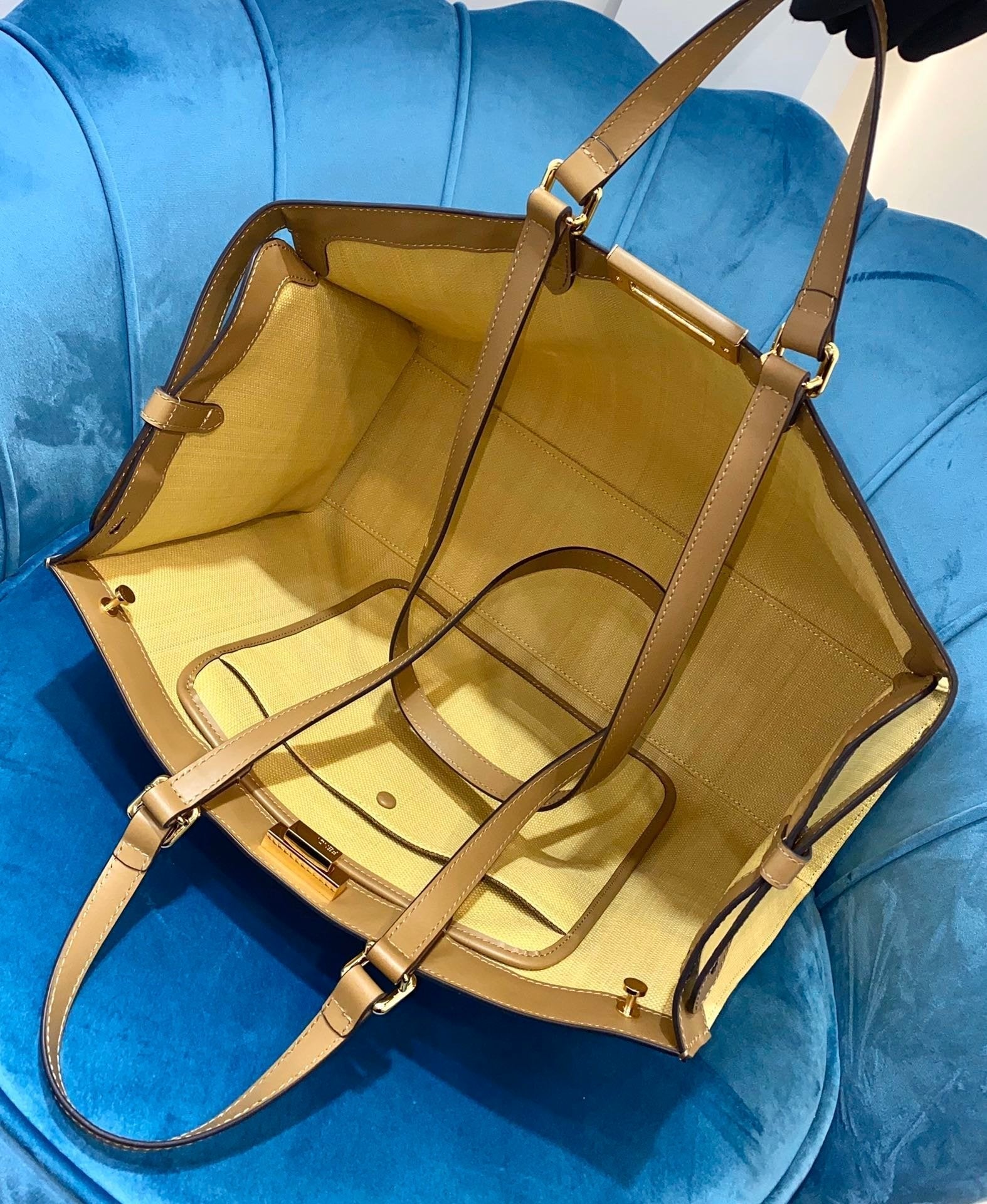 Fendi Logo Shopper Tote Bag Brown
