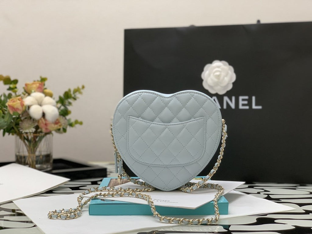 Chanel Mini Heartbag AS3191 16.5cm