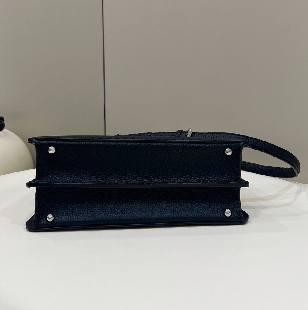 Fendi Peekaboo Iseeu Medium 33cm Black