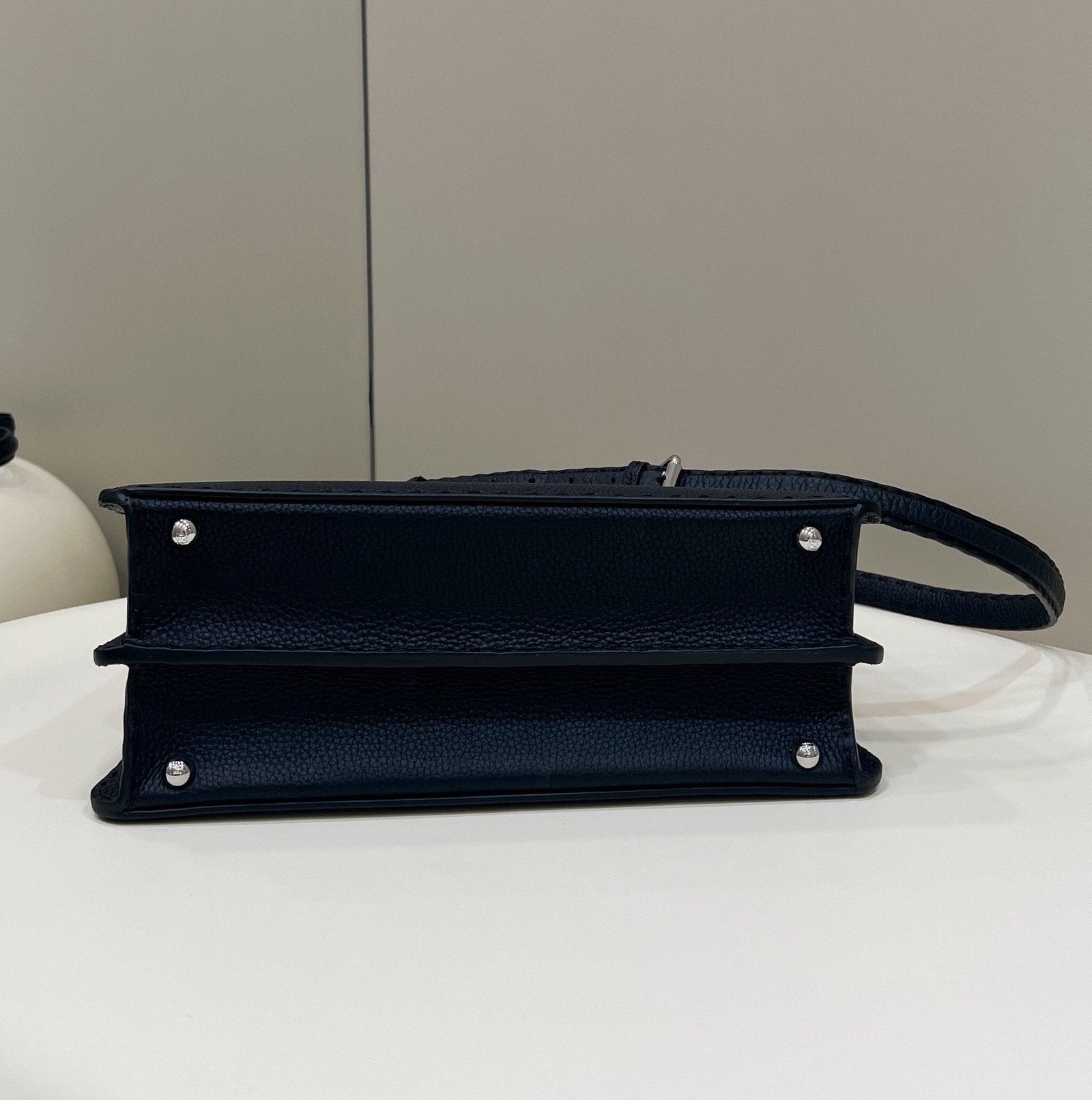 Fendi Peekaboo Iseeu Medium 33cm Black