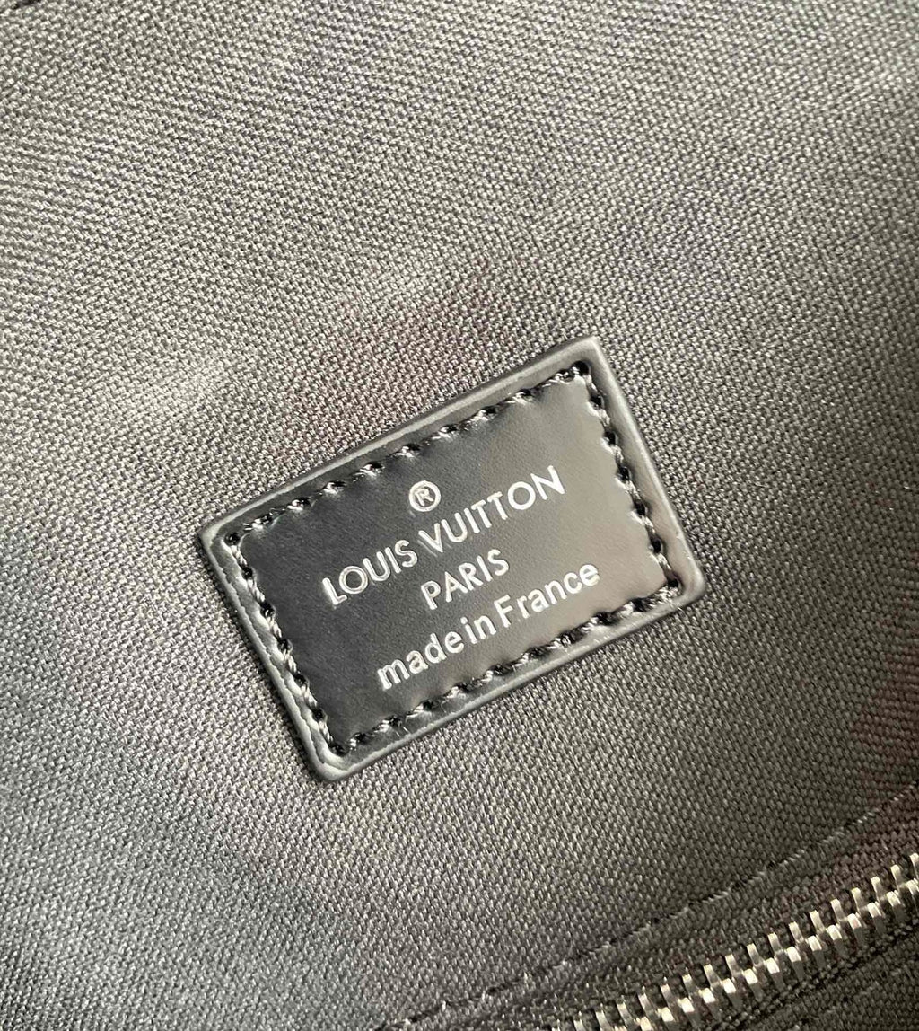 Louis Vuitton Christopher PM 44cm