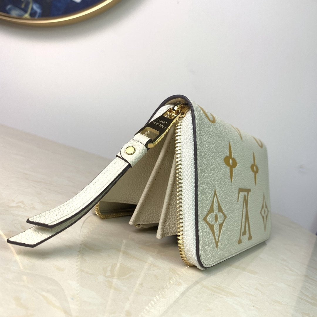 Louis Vuitton Zippy Wallet 20cm White