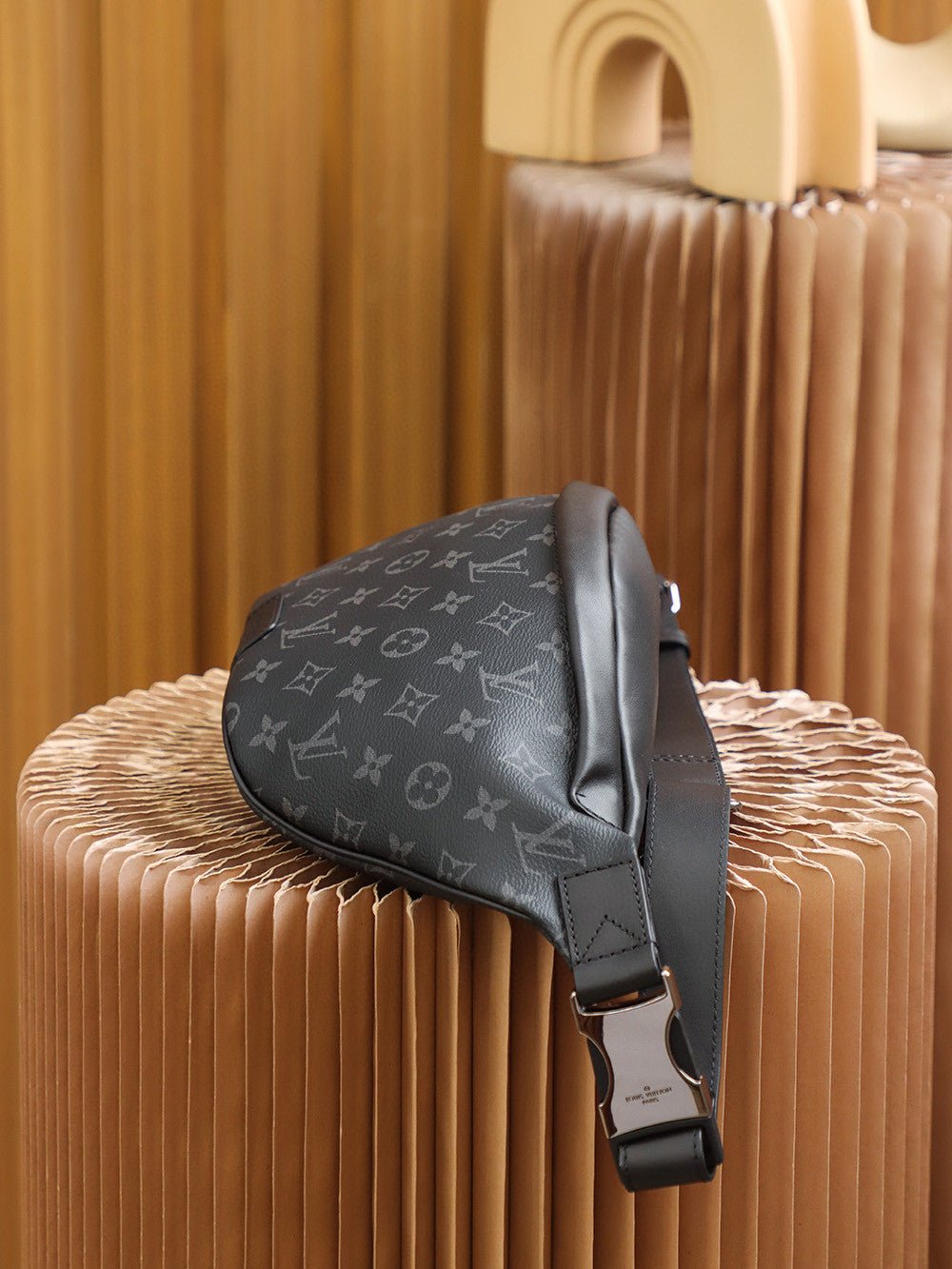 Louis Vuitton Bumbag 47cm Monogram Canvas Spring/Summer Collection M44611, Black