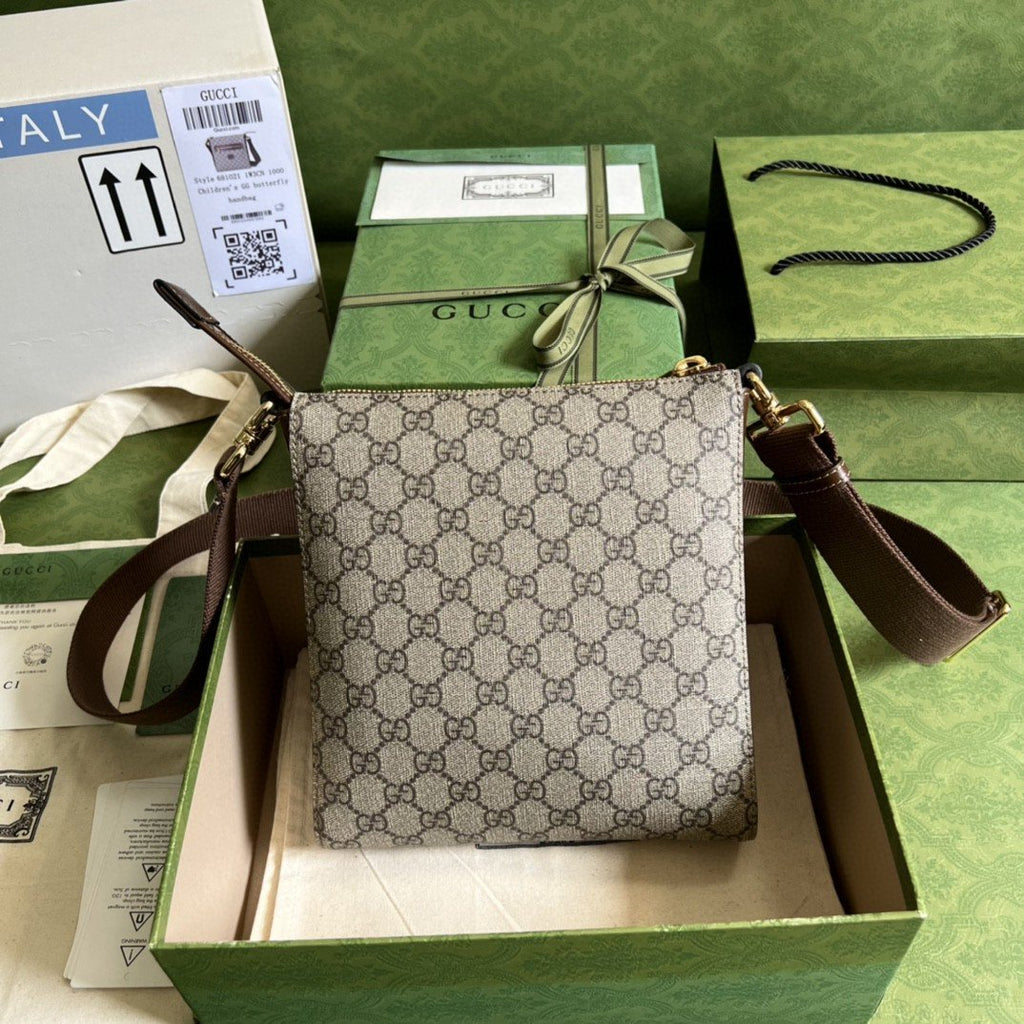 Gucci Supreme Messenger Bag Beige And Ebony GG Supreme Canvas For Women 9.3in/23.5cm