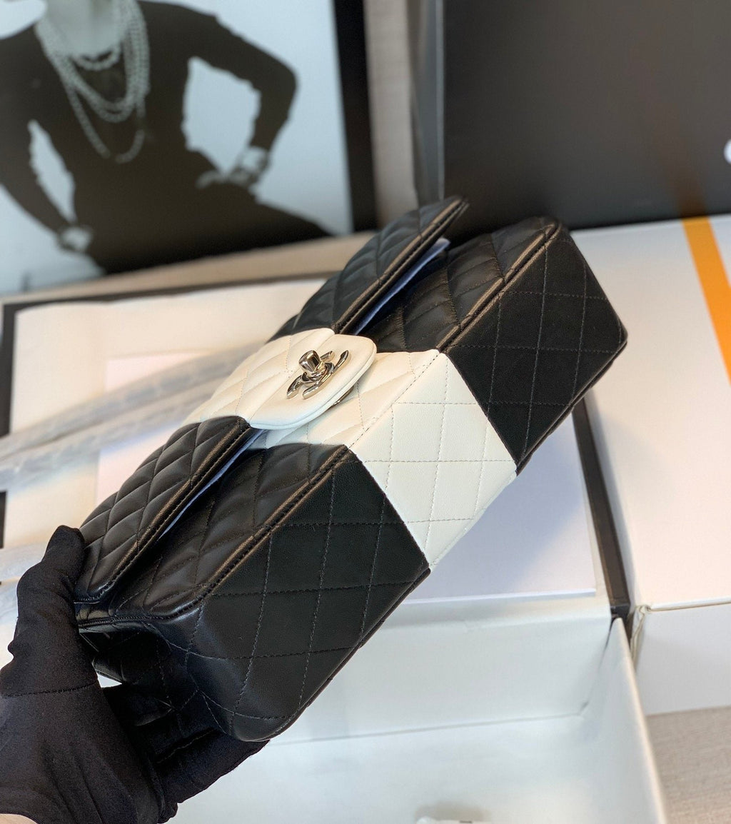 Chanel Mini Flap Bag 20cm Black