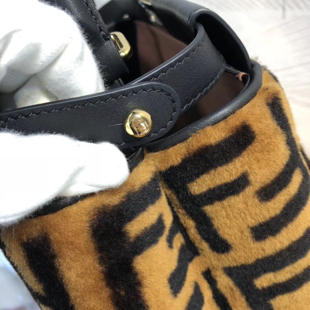 Fendi Peekaboo Handle Bag 38cm Brown