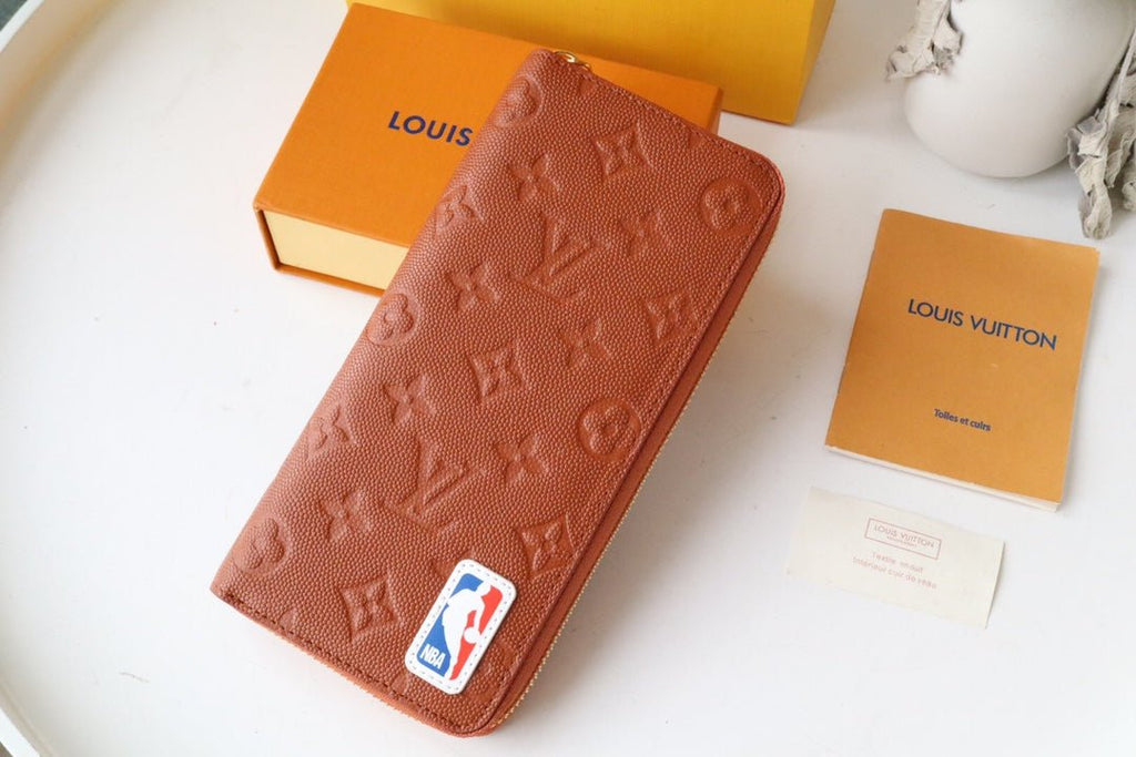 Louis Vuitton Multiple Wallet Damier 19cm Brown