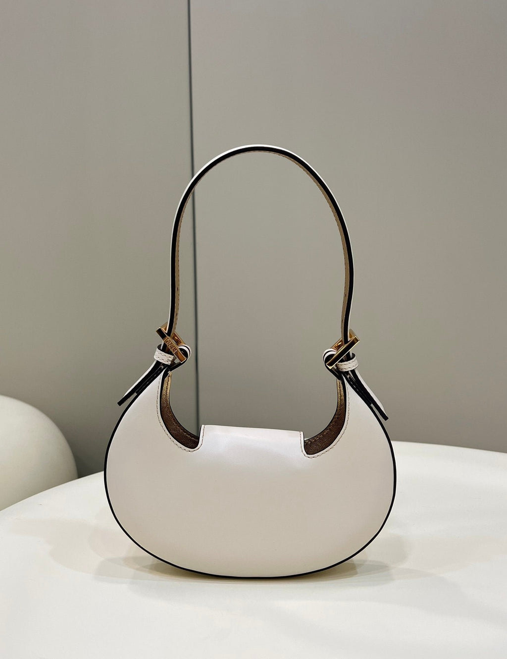 Fendi Cookie 19cm White