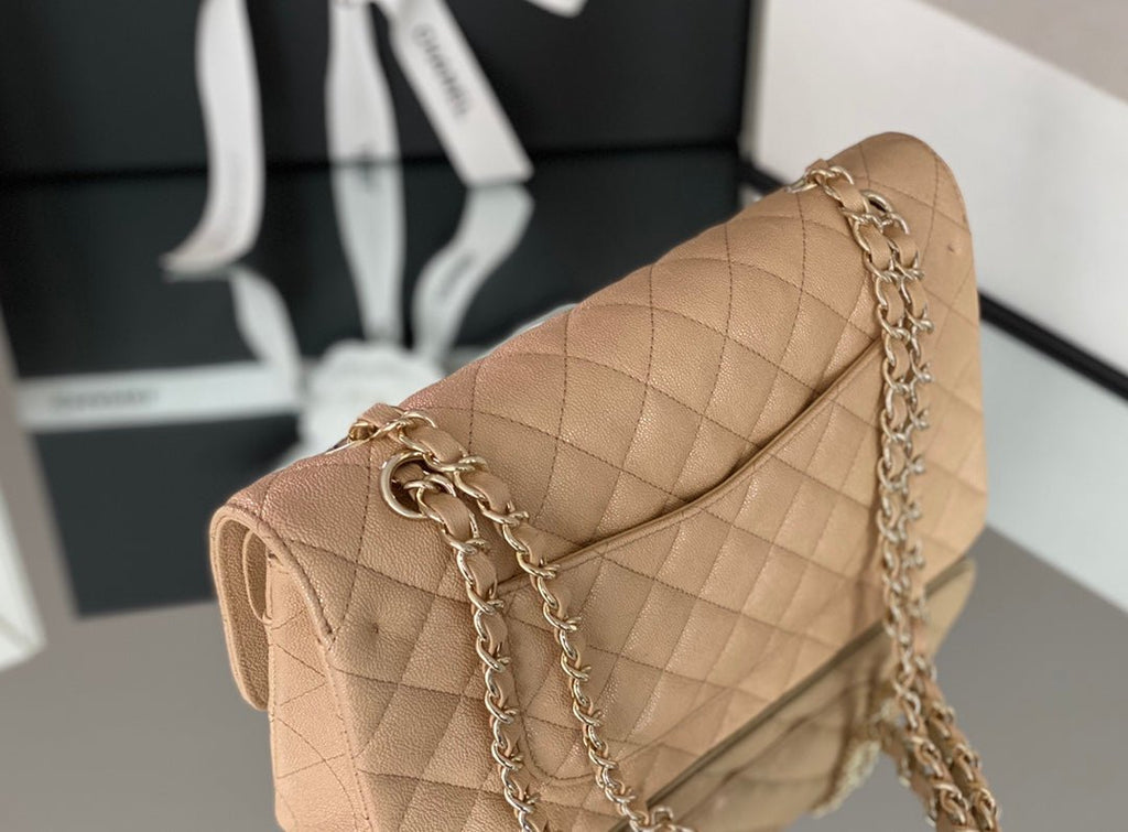 Chanel Classic Flapbag Gold Hardware 26cm