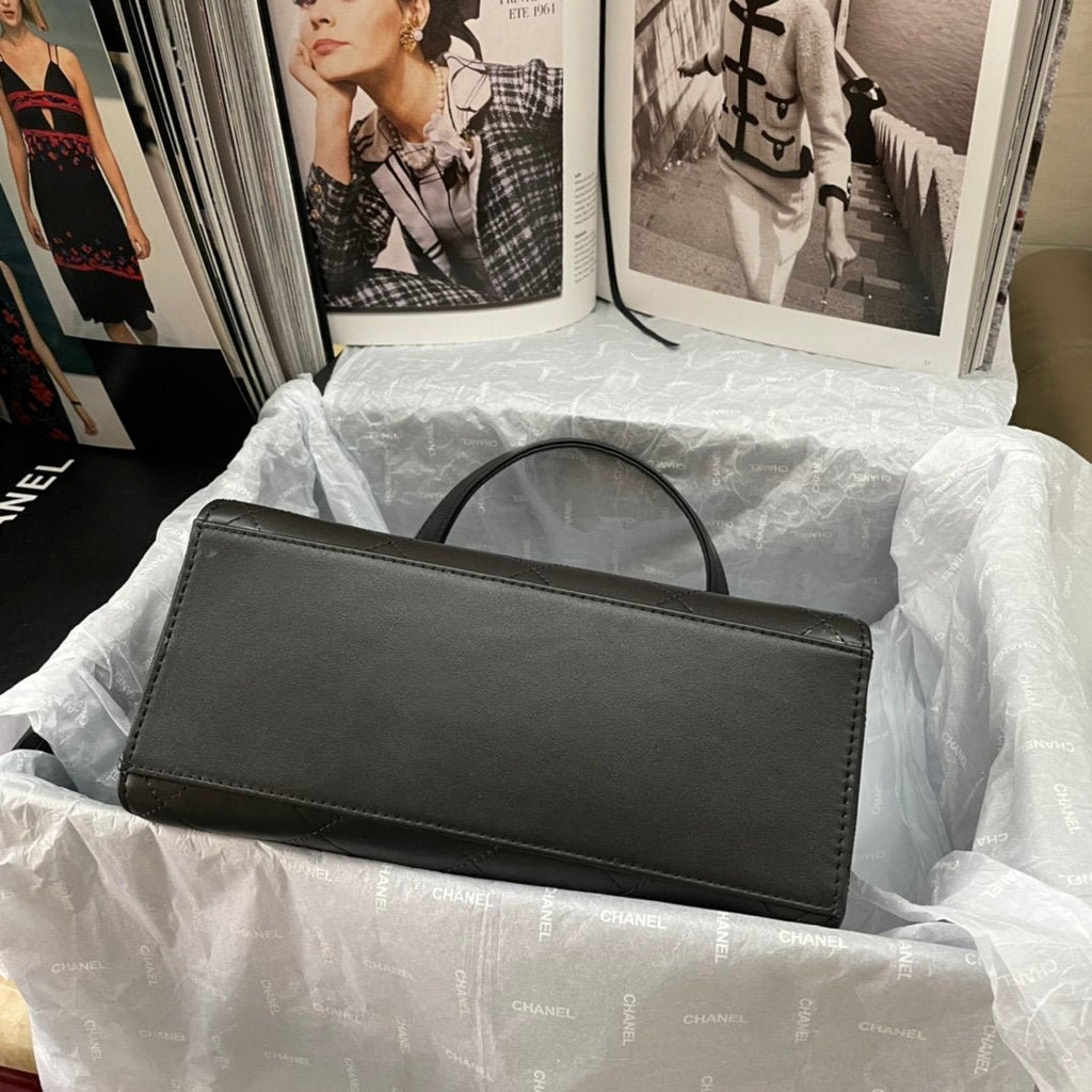 Chanel Co Co Shoulder Flap Bag 29cm Black
