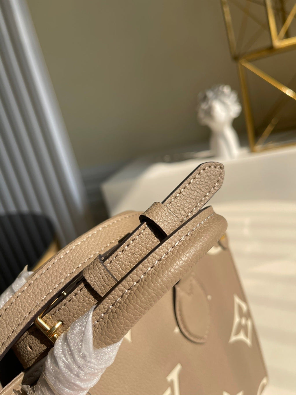 Louis Vuitton Handle Bag 25cm Light-Brown