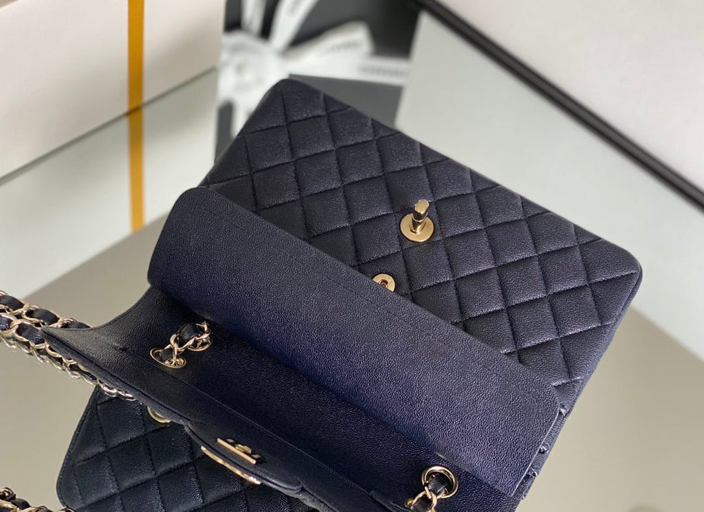 Chanel Classic Flapbag Gold Hardware 26cm Dark Blue